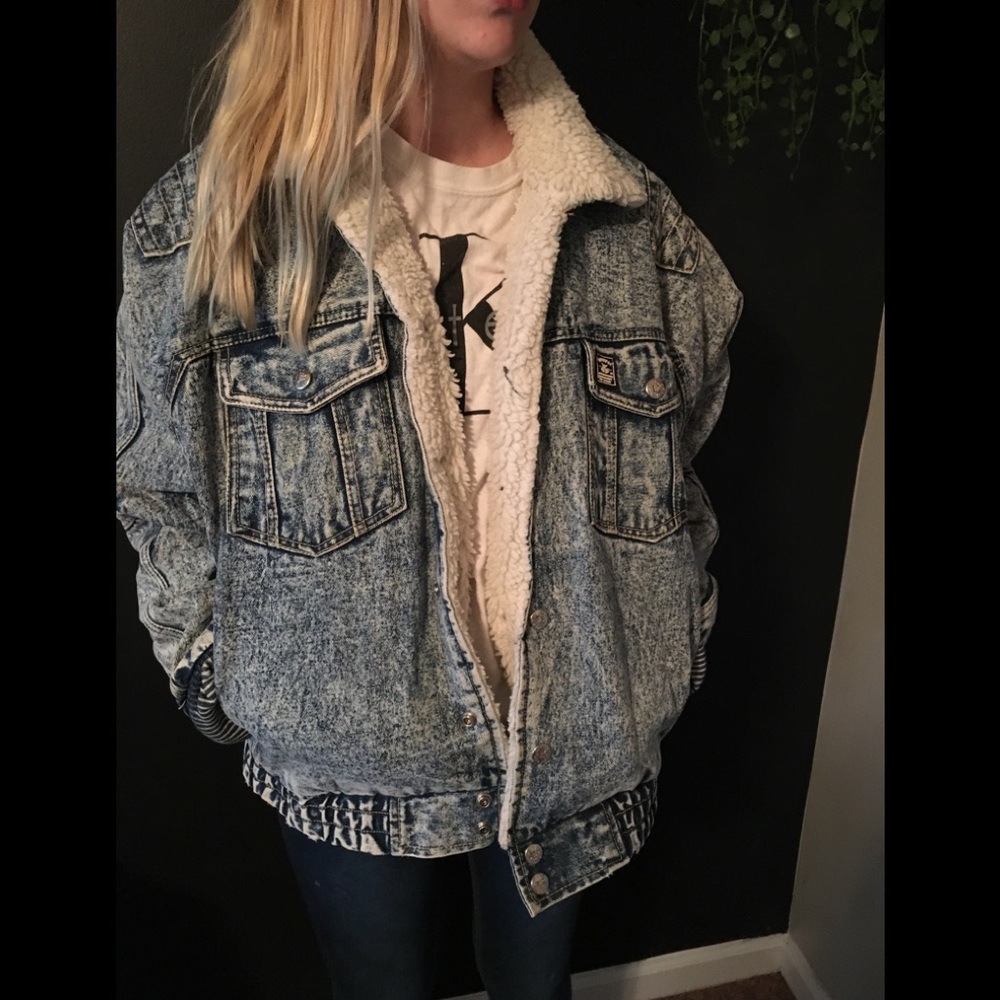 RARE* vintage West PAC Sherpa lined denim jacket